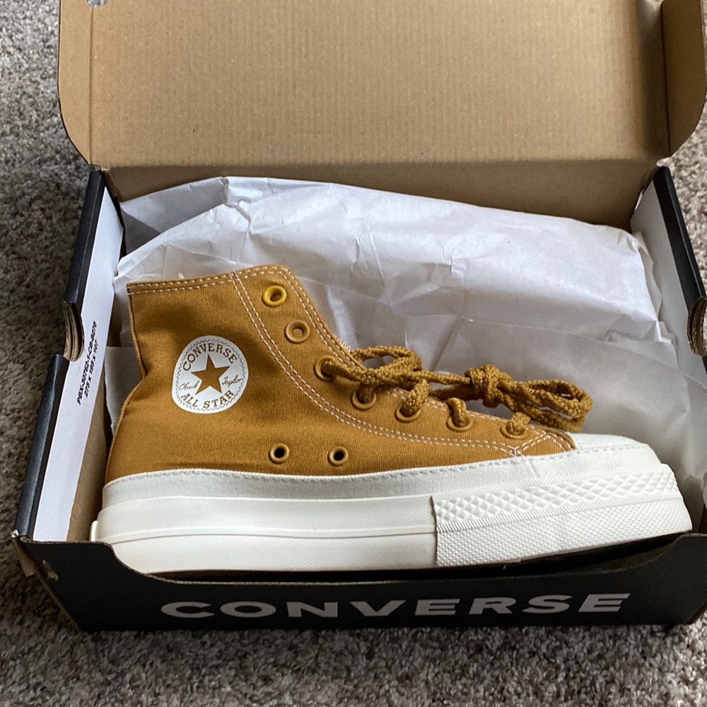 Converse Chuck Taylor All Star Lift platform high tops